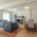 بيت للعطل Six Bedroom House With Pool *